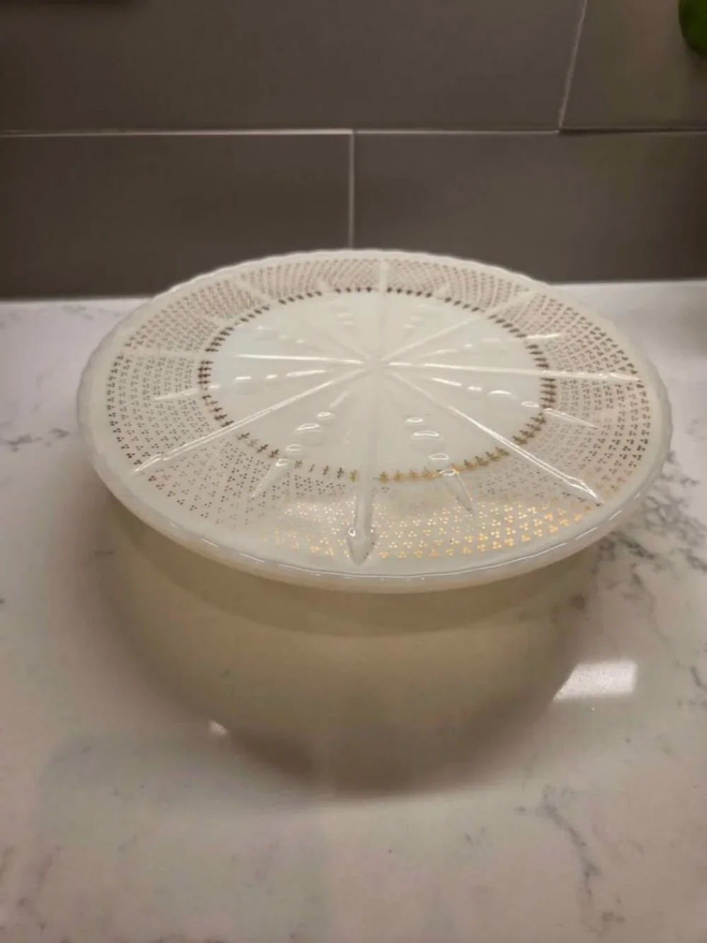 Vintage Anchor Hocking cake stand milk glass